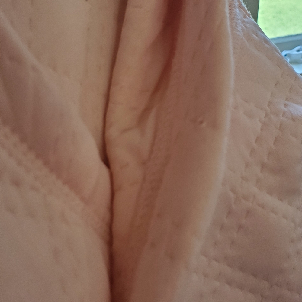 Light Pink Pullover Hoodie Quilted with Kangaroo Pocket Soft Cozy by Eddie Bauer - Picture 7 of 7